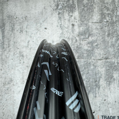 Enve SES 3.4 Carbon Tubeless Hookless Disc Brake Wheelset 700c 1449g