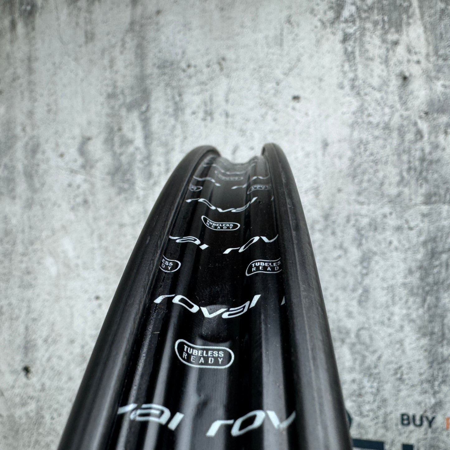 Low Mile! Roval Rapide CLX II Carbon Tubeless Disc Brake Wheelset 700c 1480g