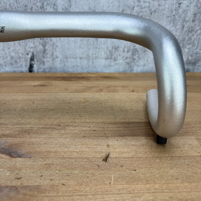 Zipp 70 XPLR Service Course 44cm x 31.8mm Silver Alloy Road Bike Handlebar 320g