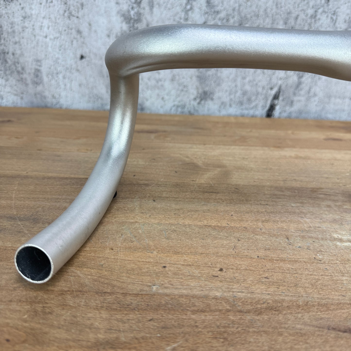 Zipp 70 XPLR Service Course 44cm x 31.8mm Silver Alloy Road Bike Handlebar 320g