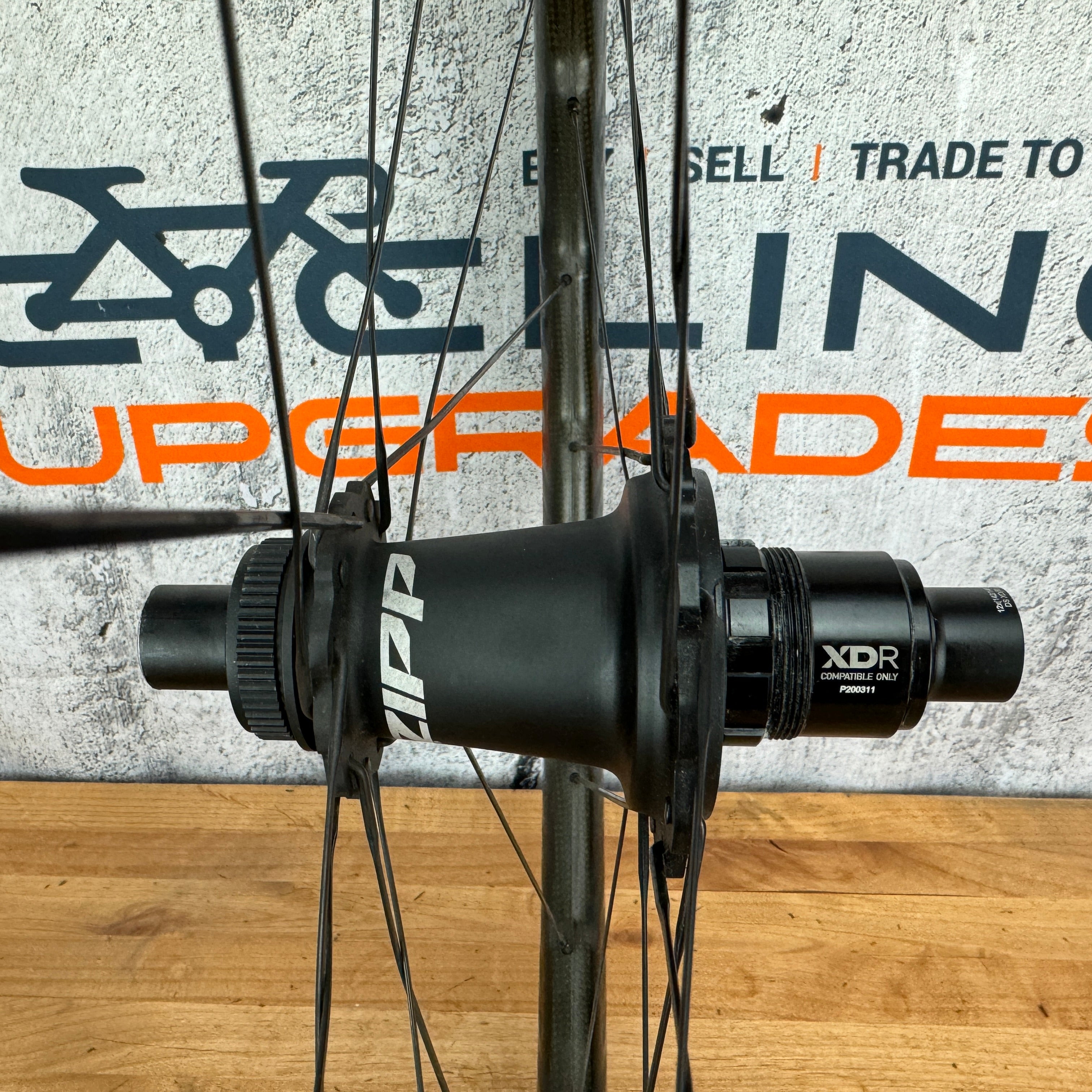 Zipp 454 NSW Carbon Tubular Disc Wheelset 700c Continental