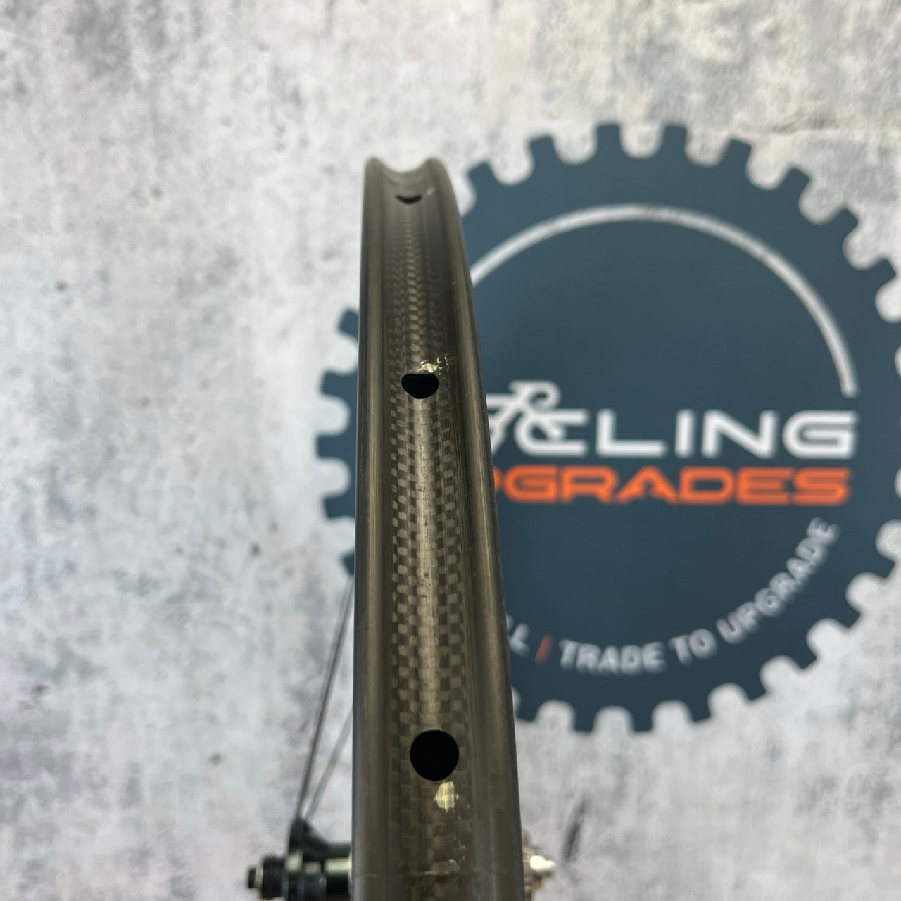 New! Shimano Dura-Ace C60 WH-R9100 Tubular Carbon Rim Brake Wheelset MSRP $2400