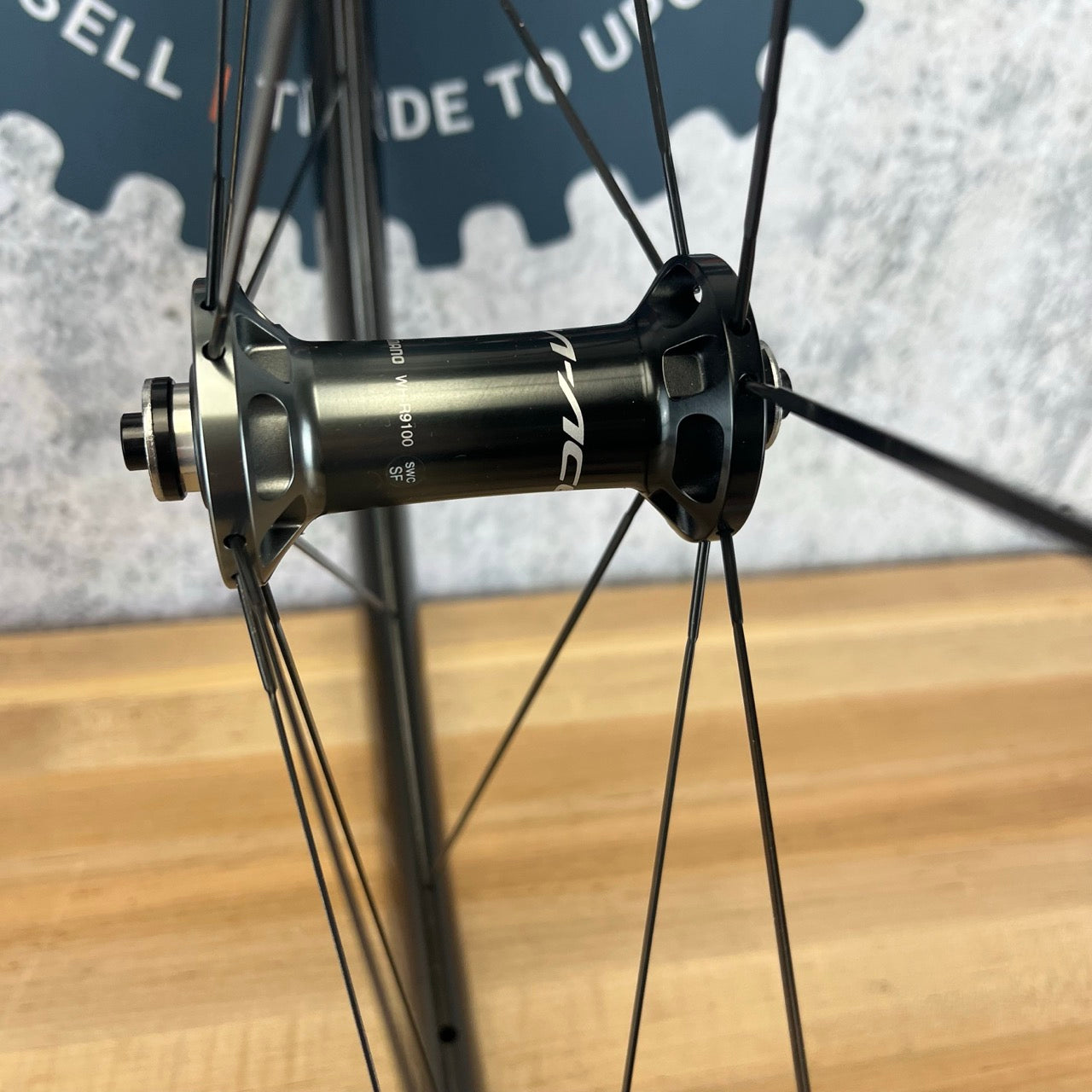 New! Shimano Dura-Ace C60 WH-R9100 Tubular Carbon Rim Brake Wheelset MSRP $2400