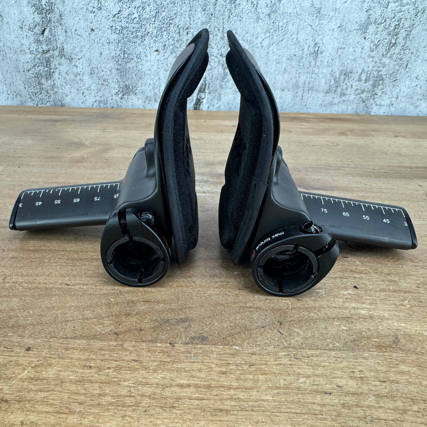 Deda Elementi Espresso TT/Tri Handlebar Arm Pads Carbon Tower 252g