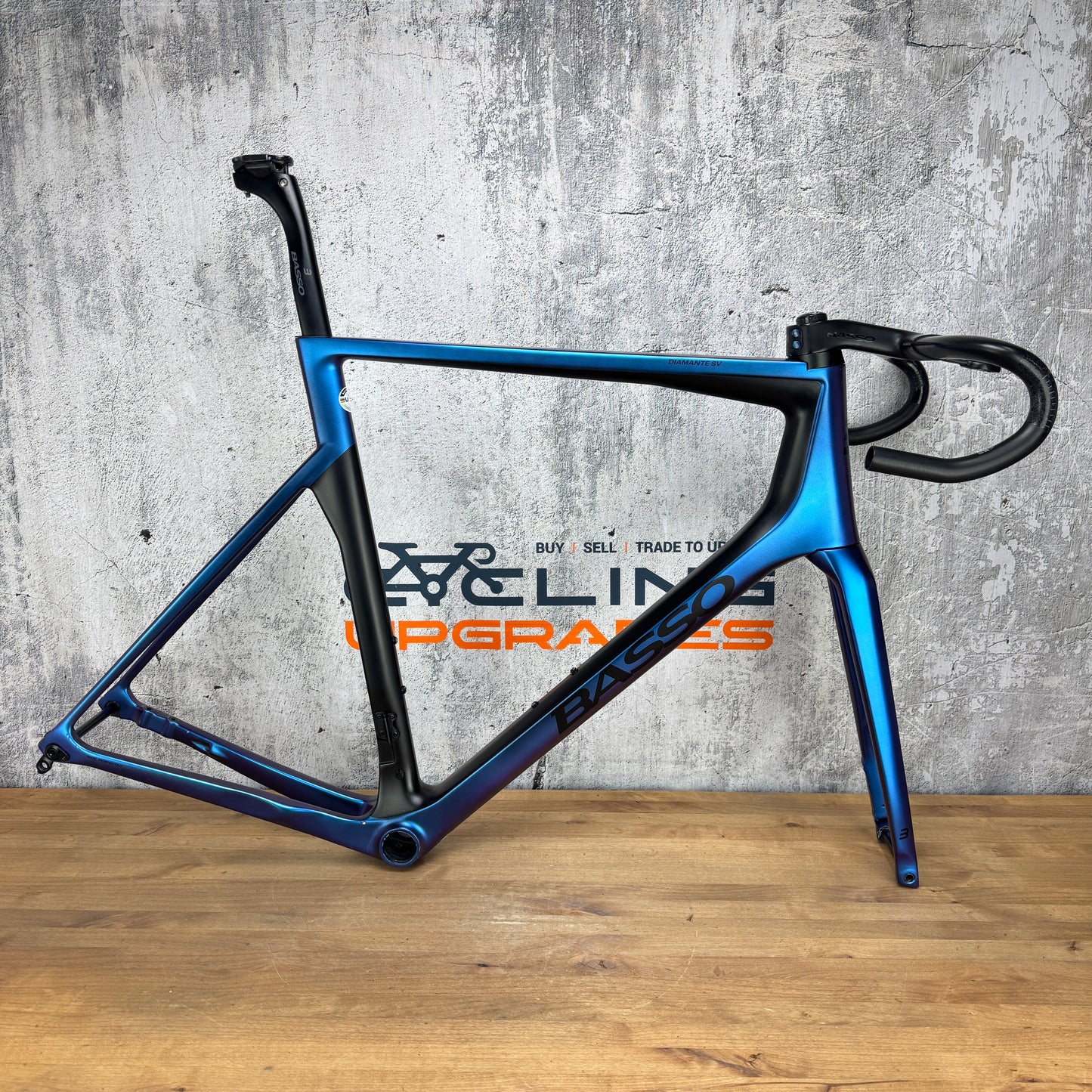 2021 Basso Diamante SV 61cm Carbon Disc Frameset Matt Aurora + Levita Barstem