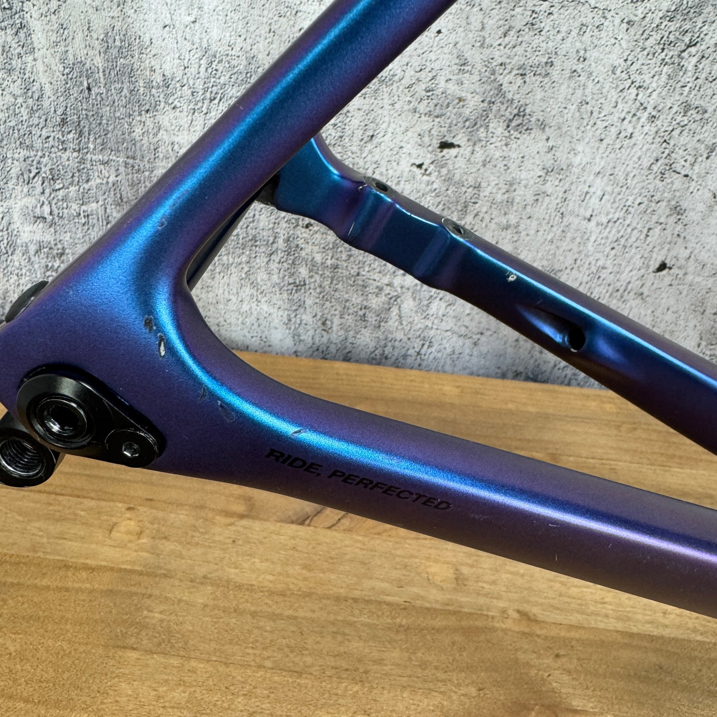 2021 Basso Diamante SV 61cm Carbon Disc Frameset Matt Aurora + Levita Barstem