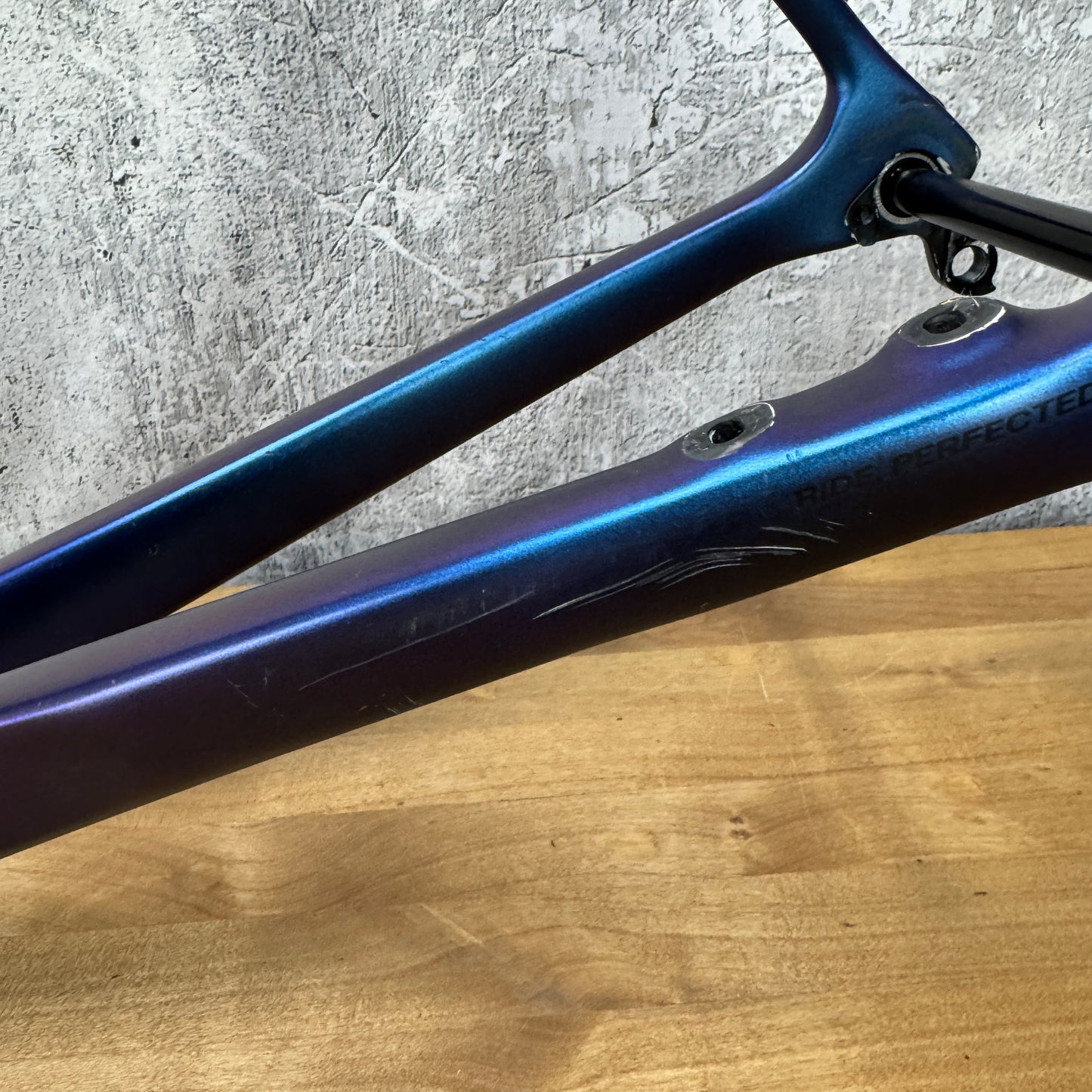 2021 Basso Diamante SV 61cm Carbon Disc Frameset Matt Aurora + Levita Barstem