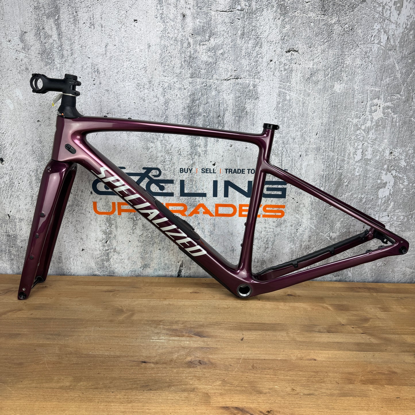 New! 2025 Specialized Diverge Pro 54cm Carbon Gravel Disc Frameset 700c 2500g