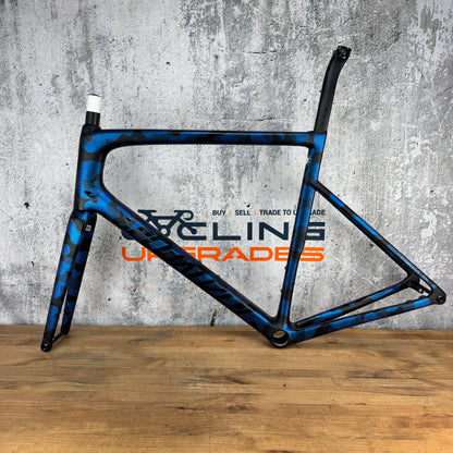 Light Use 2020 Specialized Tarmac SL6 61cm Disc Carbon Black/Blue Frameset 1990g
