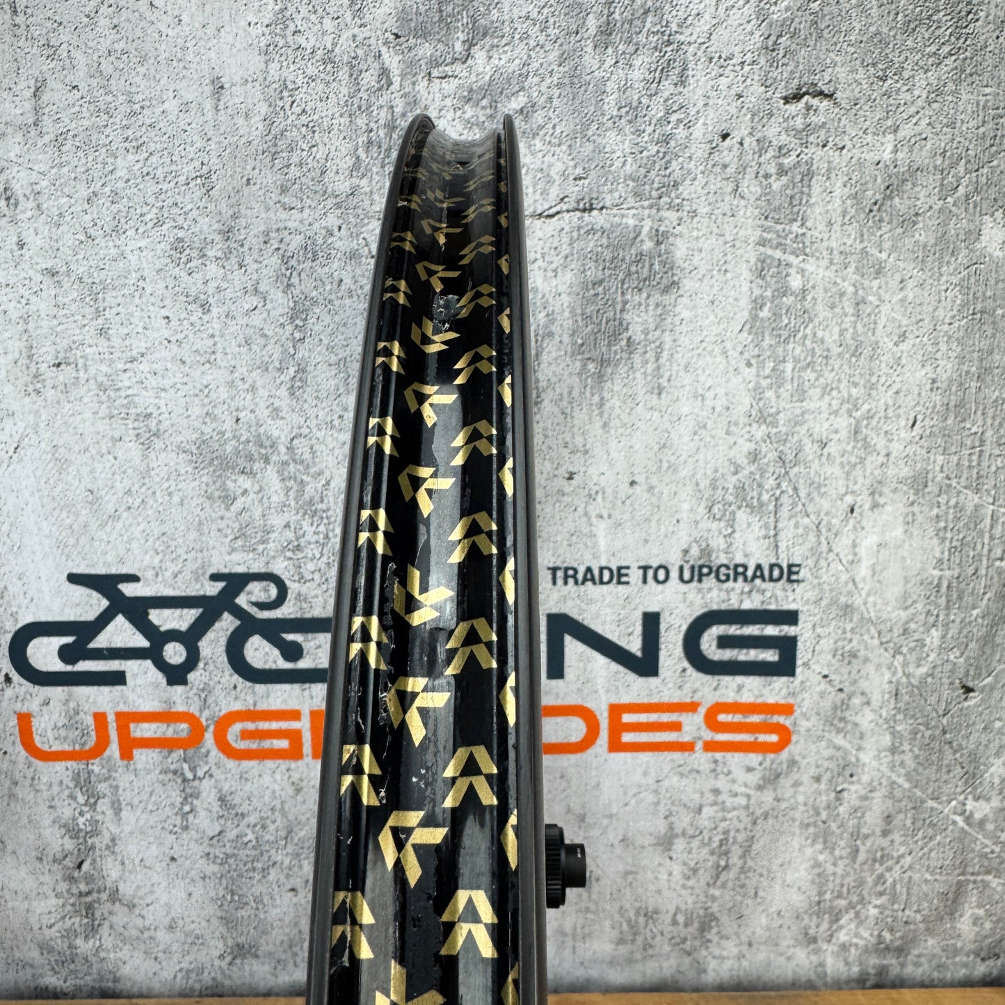 Low Mile! Reserve 52/63 Zipp ZR1 Hubs Carbon Tubeless Disc Wheelset 700c 1622g