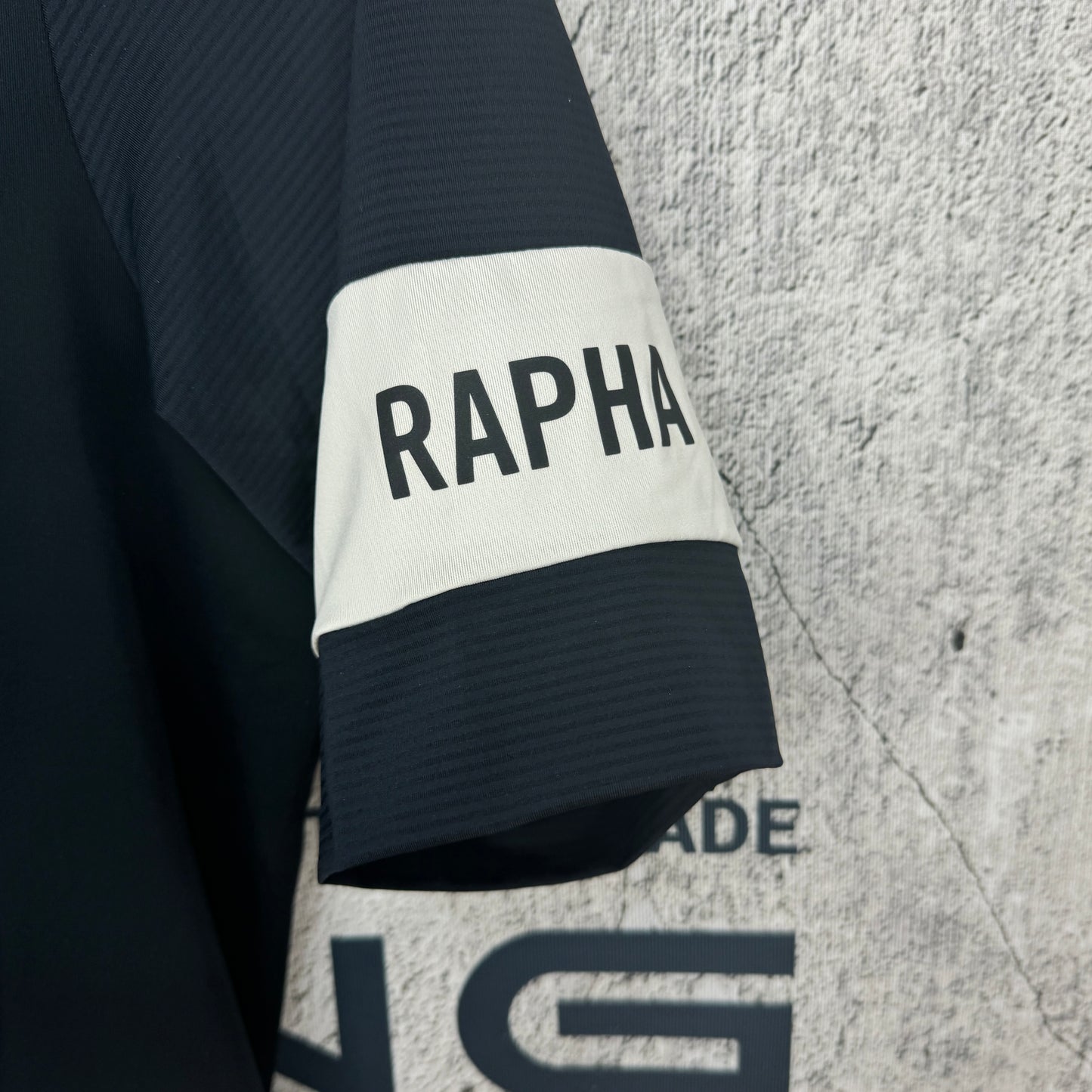 Light Use! Rapha Pro Team Men's Large Black Short Sleeve Cycling Jersey