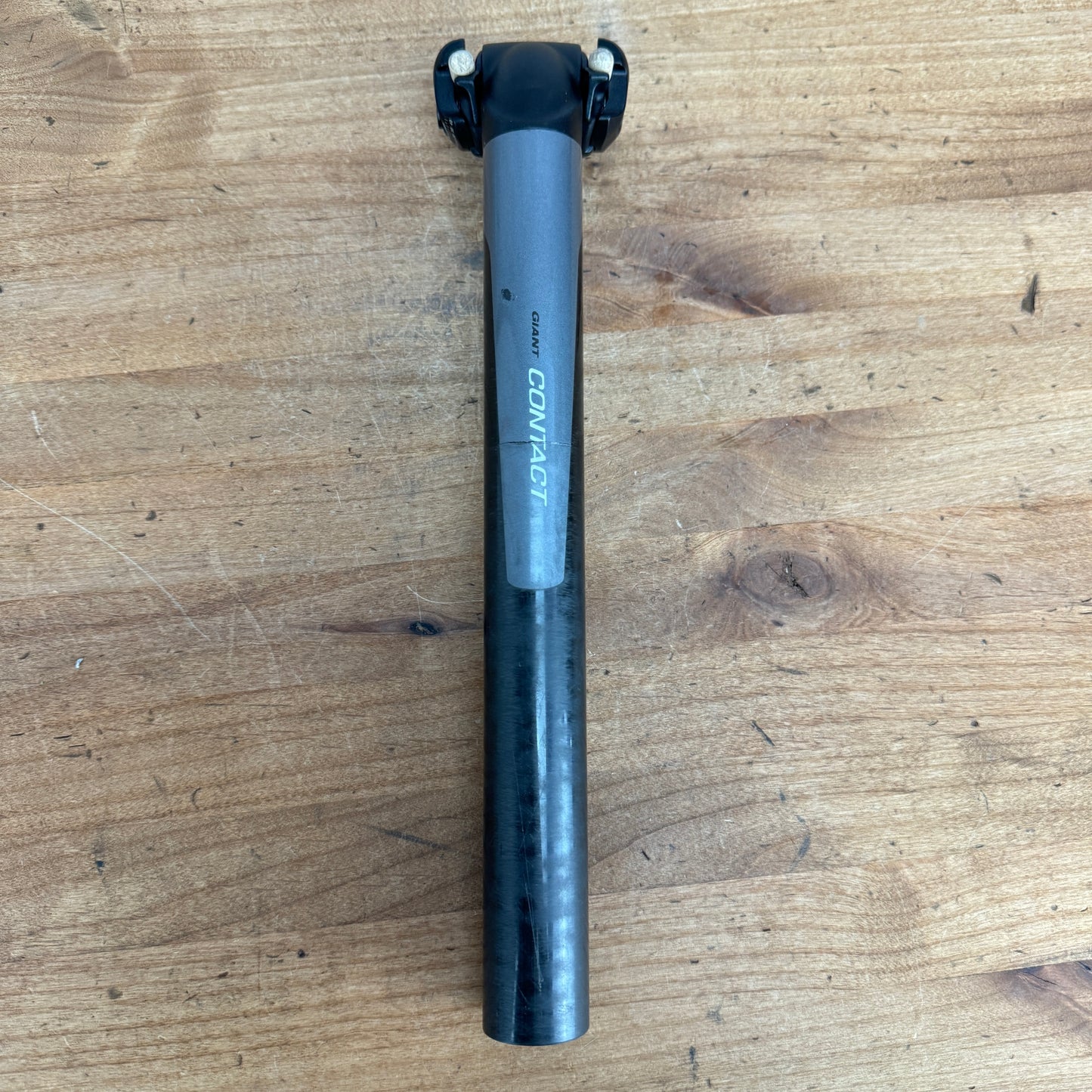 Giant Contact Carbon 300mm x 30.9mm 20mm Offset Bike Seatpost 225g