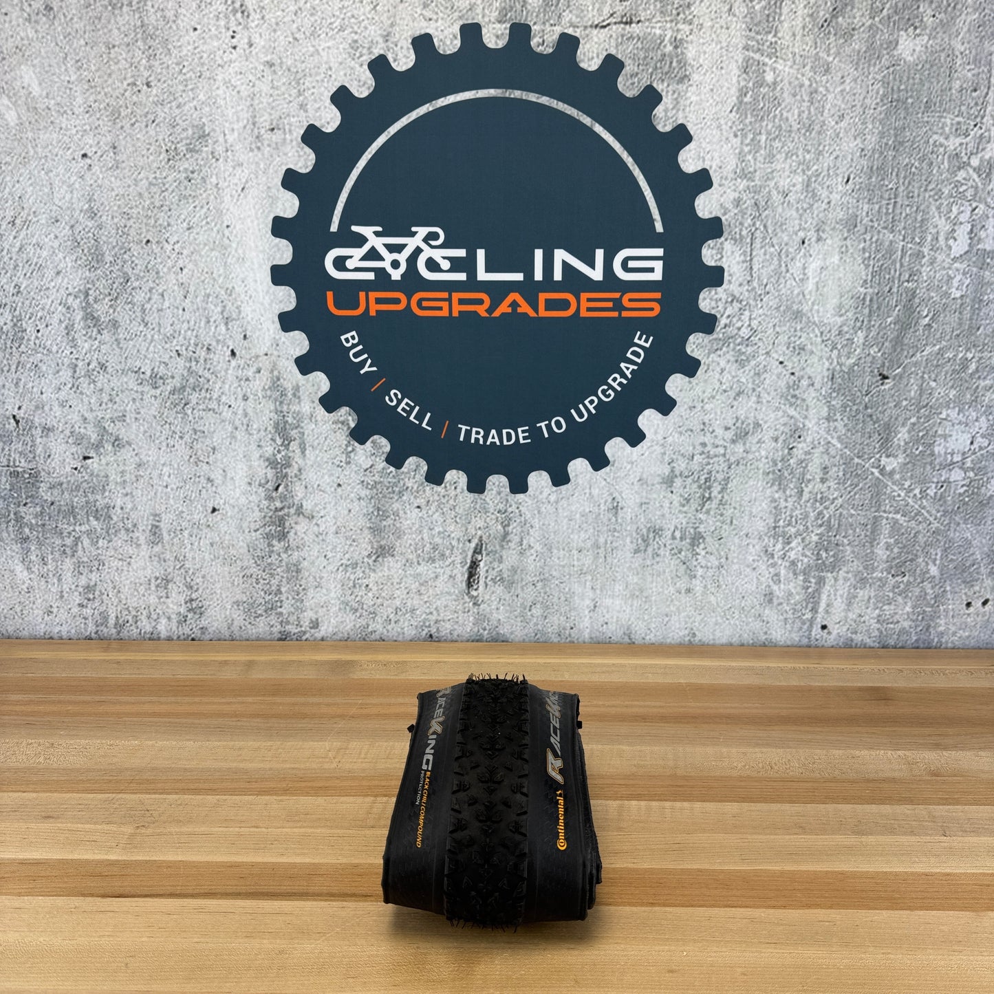 Light Use! Single Continental Race King 27.5" x 2.2" Tubeless Mountain Bike Tire