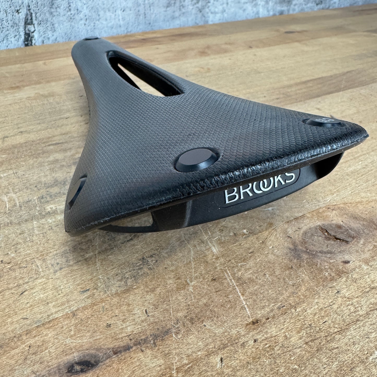 Brooks C15 Carved 140mm 7x7mm Steel rails Bike Saddle 434g MSRP $155