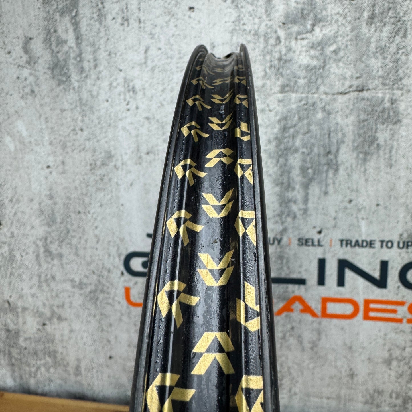 Reserve 99|Disc Turbulent Aero Carbon Tubeless TT/Tri Disc Wheelset 700c 2097g