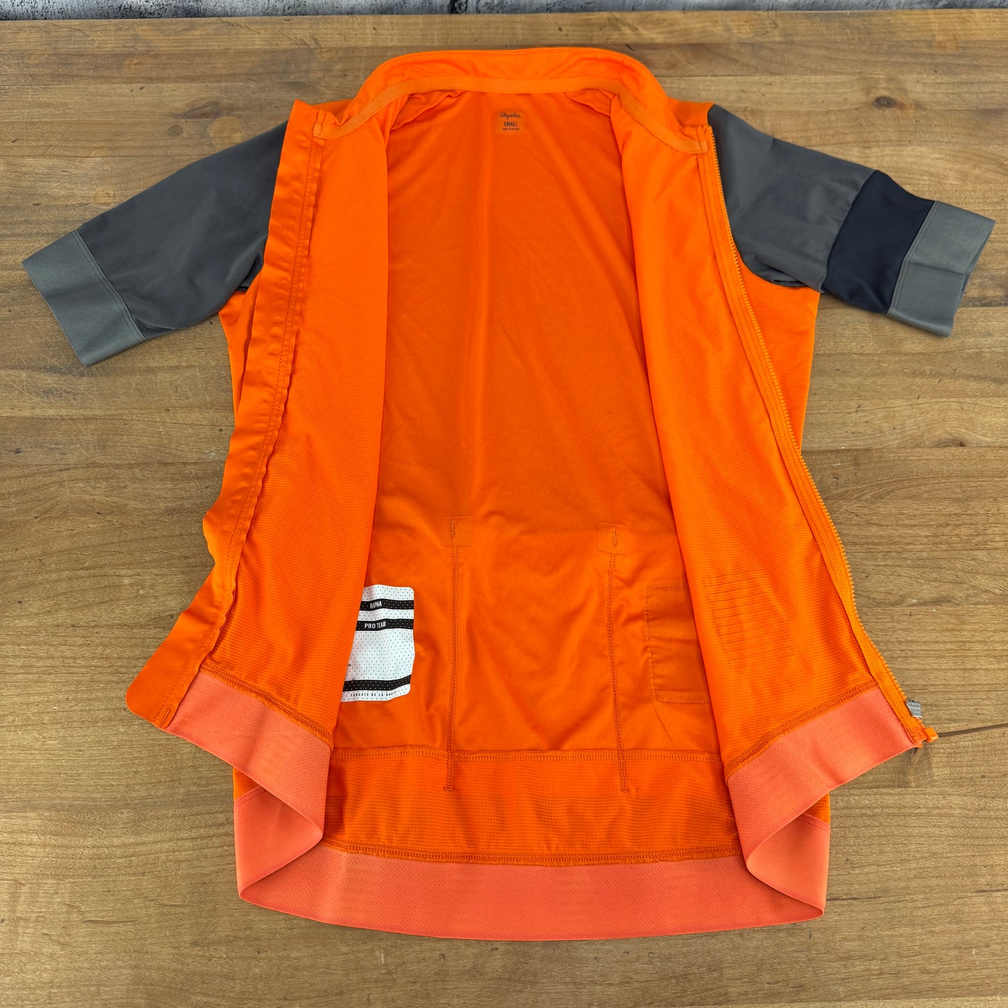 Rapha Pro Team Training Men's Small Orange Short Sleeve Cycling Jersey