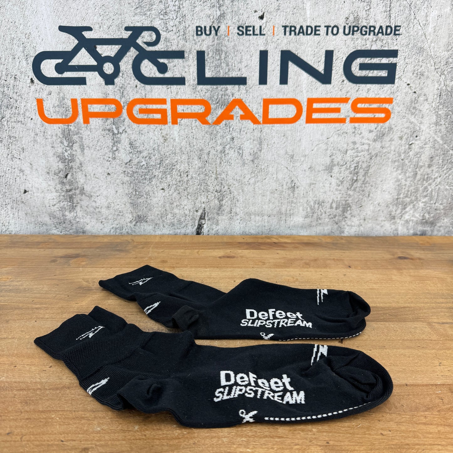 New! DeFeet Slipstream Socks Black Cycling Shoe Covers MSRP $27 –