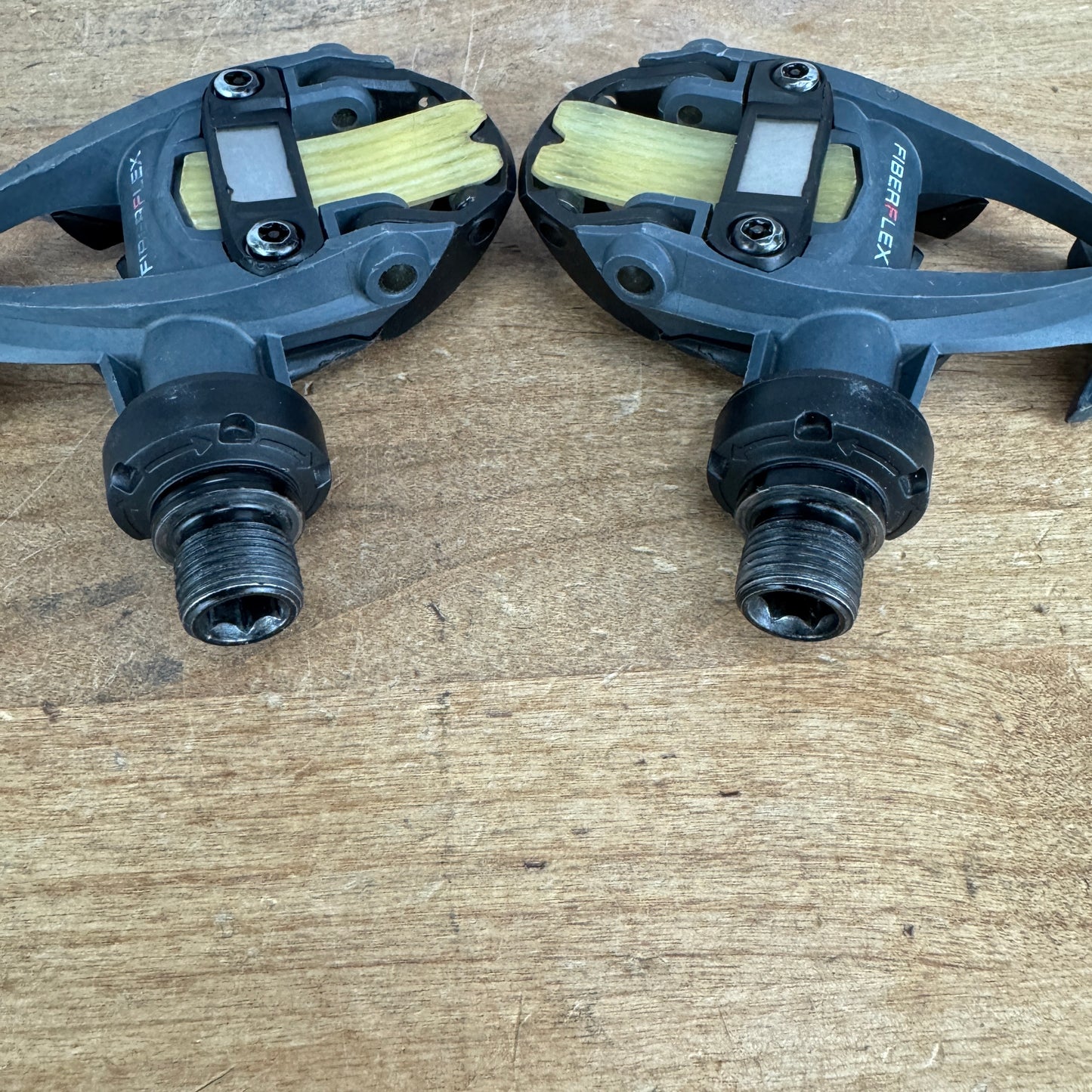Time Fiberflex Steel Spindle Clipless Road Bike Pedals No Cleats 263g