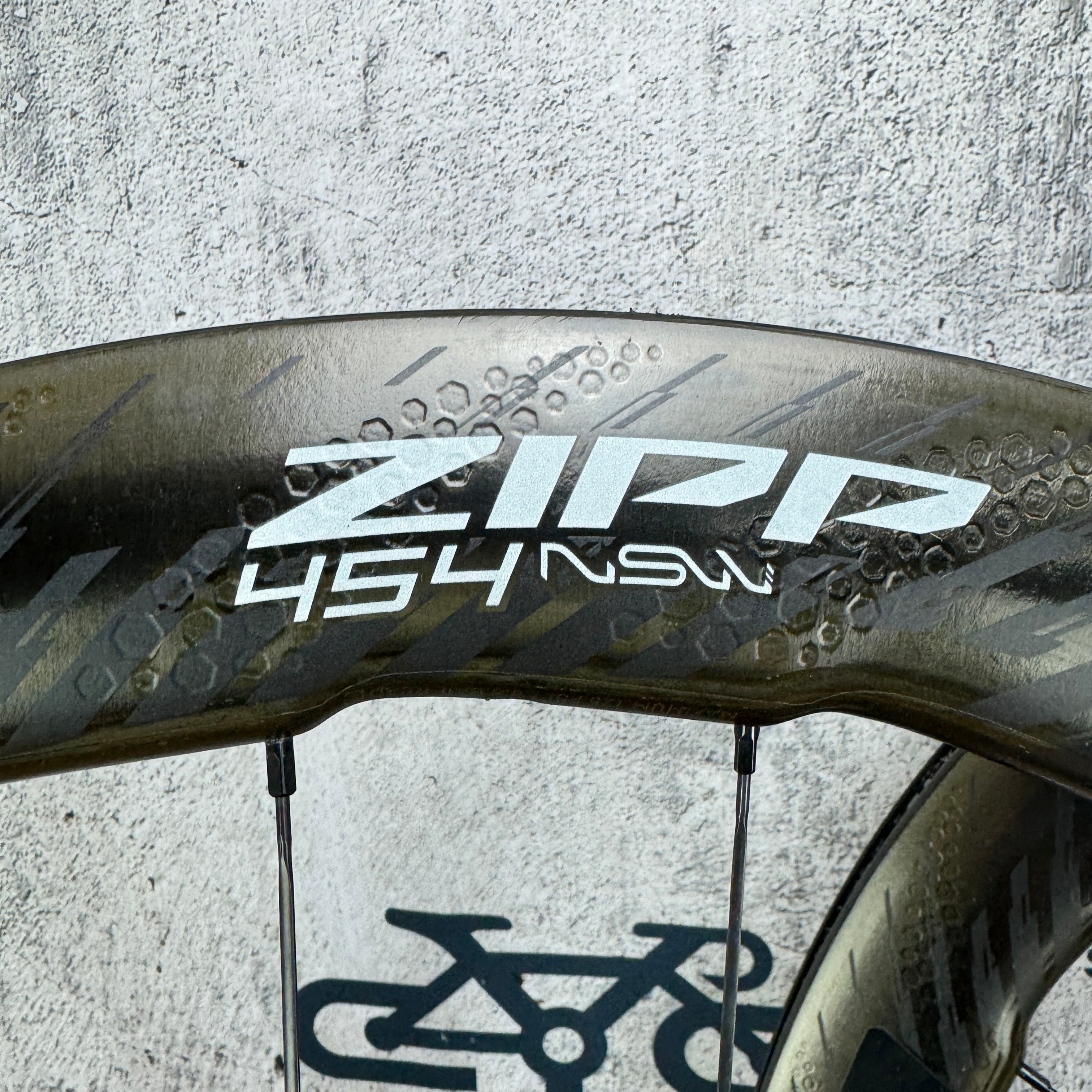 2019 Zipp 454 NSW Carbon Hooked Tubeless Disc Wheelset 700c