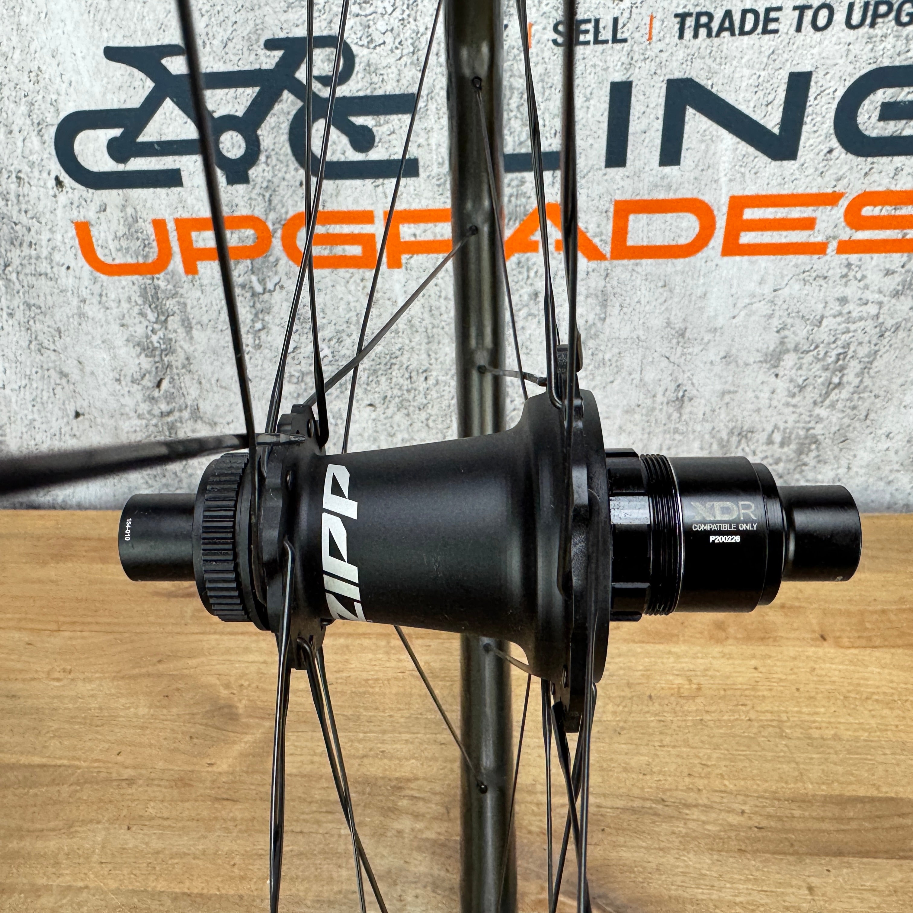 2019 Zipp 454 NSW Carbon Hooked Tubeless Disc Wheelset 700c