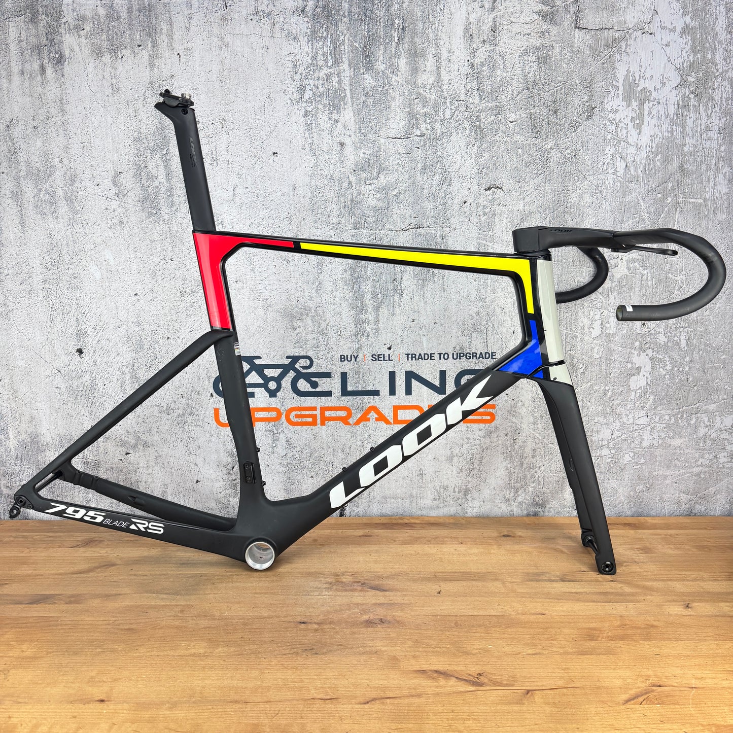 Low Mile! Look 795 Blade RS Iconic Mondrian XL Carbon Disc Brake Frameset 700c