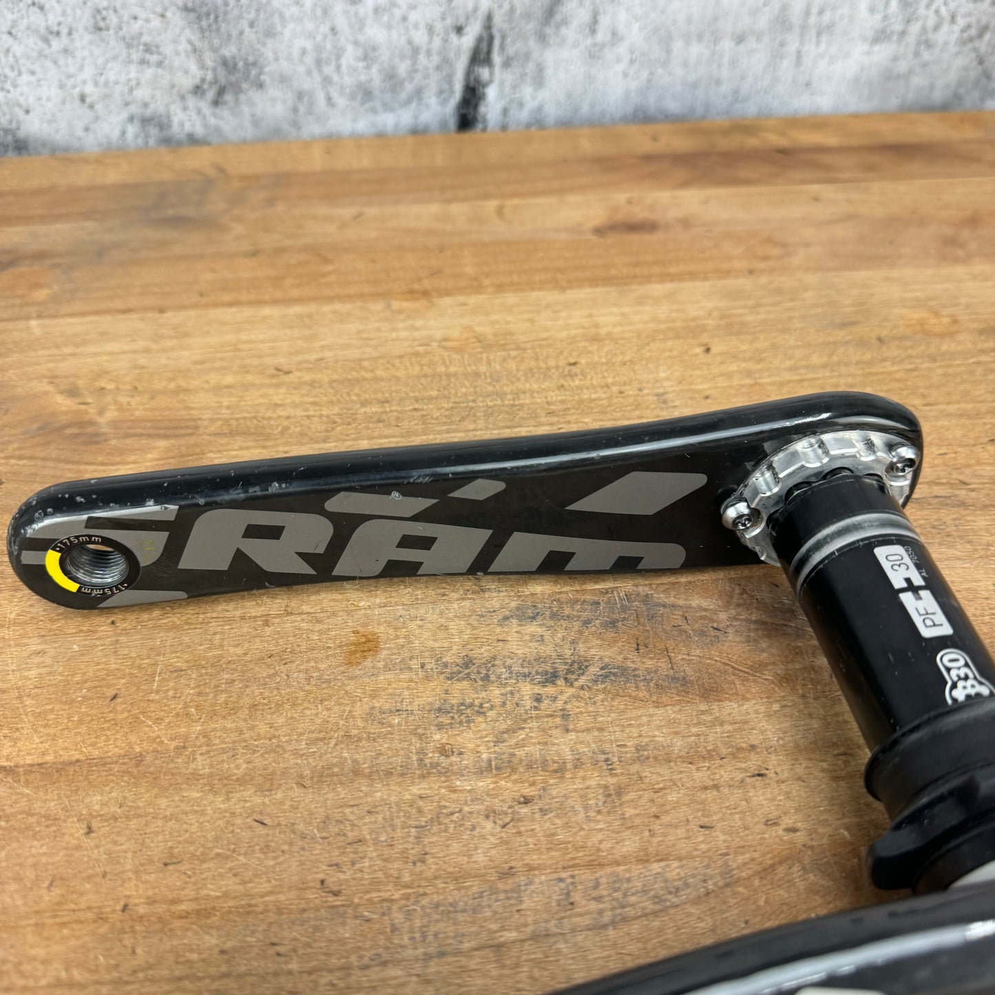 SRAM Red 22 175mm Carbon 3-Bolt Direct Mount Crankset Crank Arms 30mm Spindle