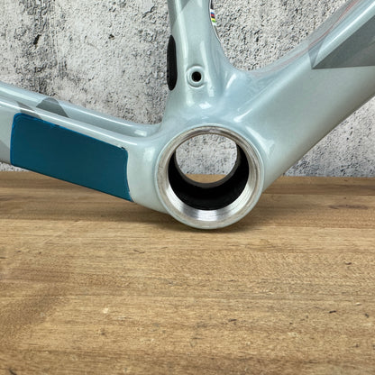 Mint! 2025 Trek Boone 56cm 600 OCLV Carbon Disc Frameset 700c Plasma Grey Pearl