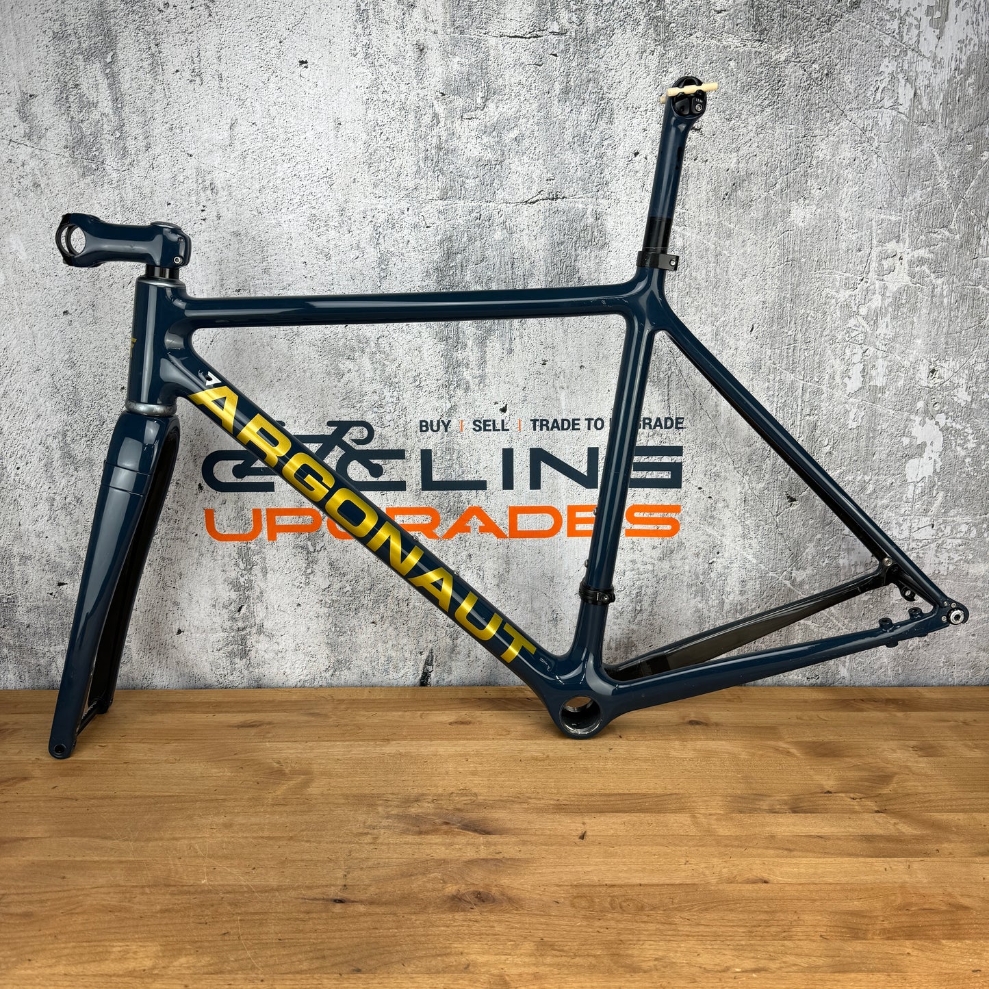 Argonaut GR2 53cm Carbon Gravel Bike Disc Brake Frameset 700c Chris King 1843g