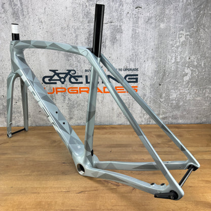 Mint! 2025 Trek Boone 56cm 600 OCLV Carbon Disc Frameset 700c Plasma Grey Pearl