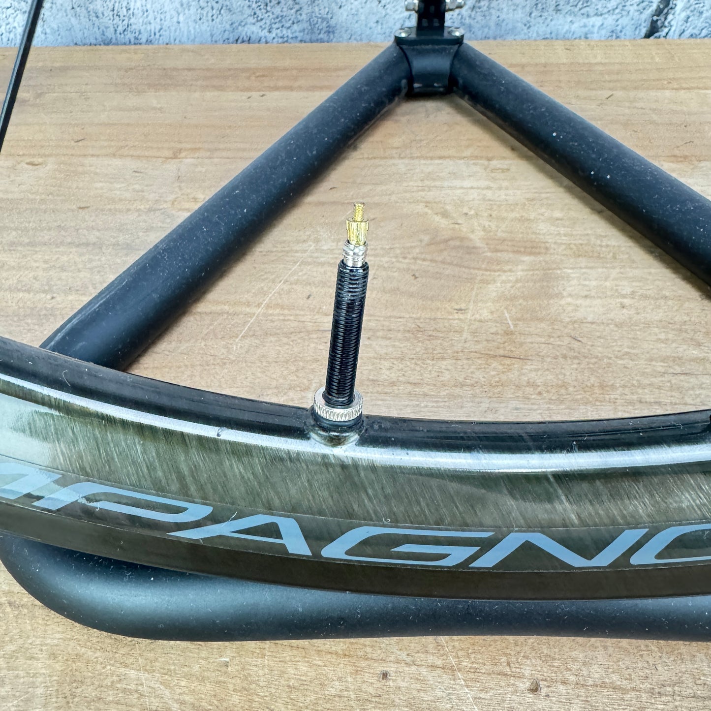 Mint! Campagnolo Shamal Carbon Tubeless 2-Way Fit Disc Wheelset 700c 1625g