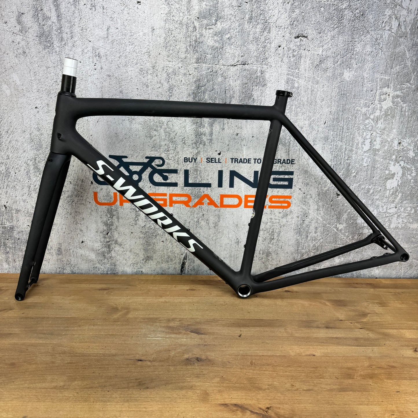 Low Mile! 2022 Specialized S-Works Crux 56cm Carbon Gravel Disc Frameset 700c