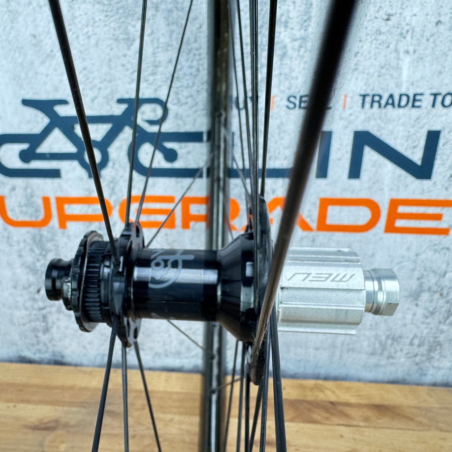 Mint! Campagnolo Shamal Carbon Tubeless 2-Way Fit Disc Wheelset 700c 1625g