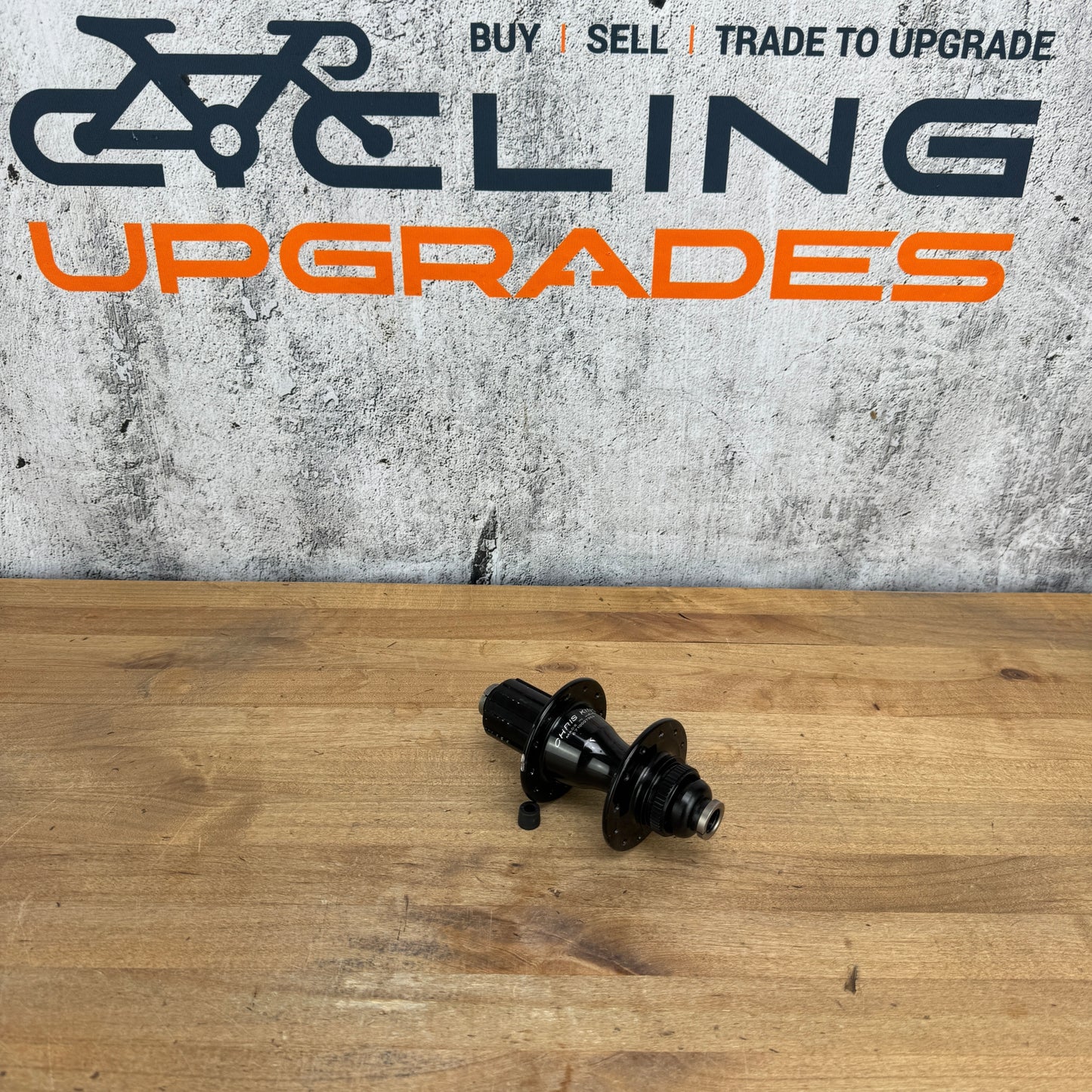 Light Use! Chris King Rear R45D Gloss Black 12mm x 148mm Disc Brake Hub 263g