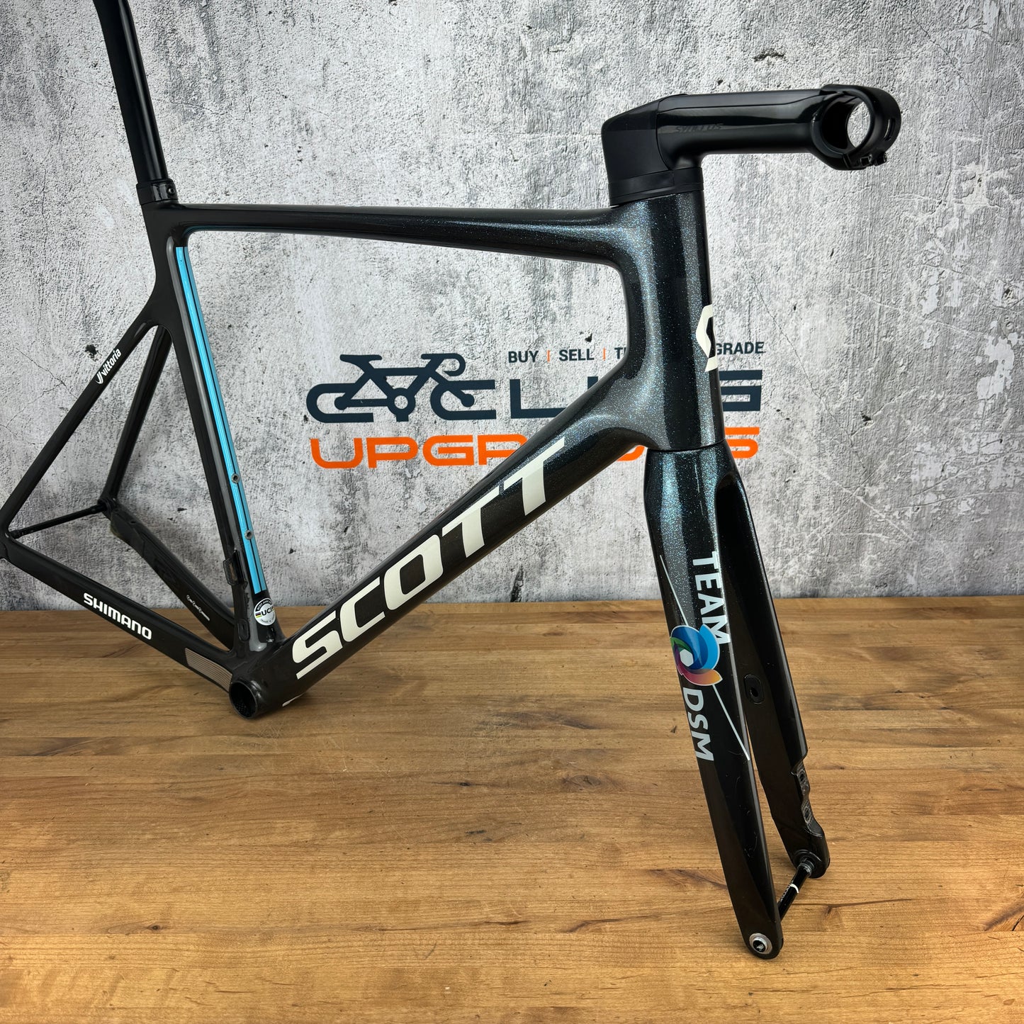 2021 Scott Addict RC Ultimate Team DSM XL 58cm Carbon Disc Frameset 700c 1930g