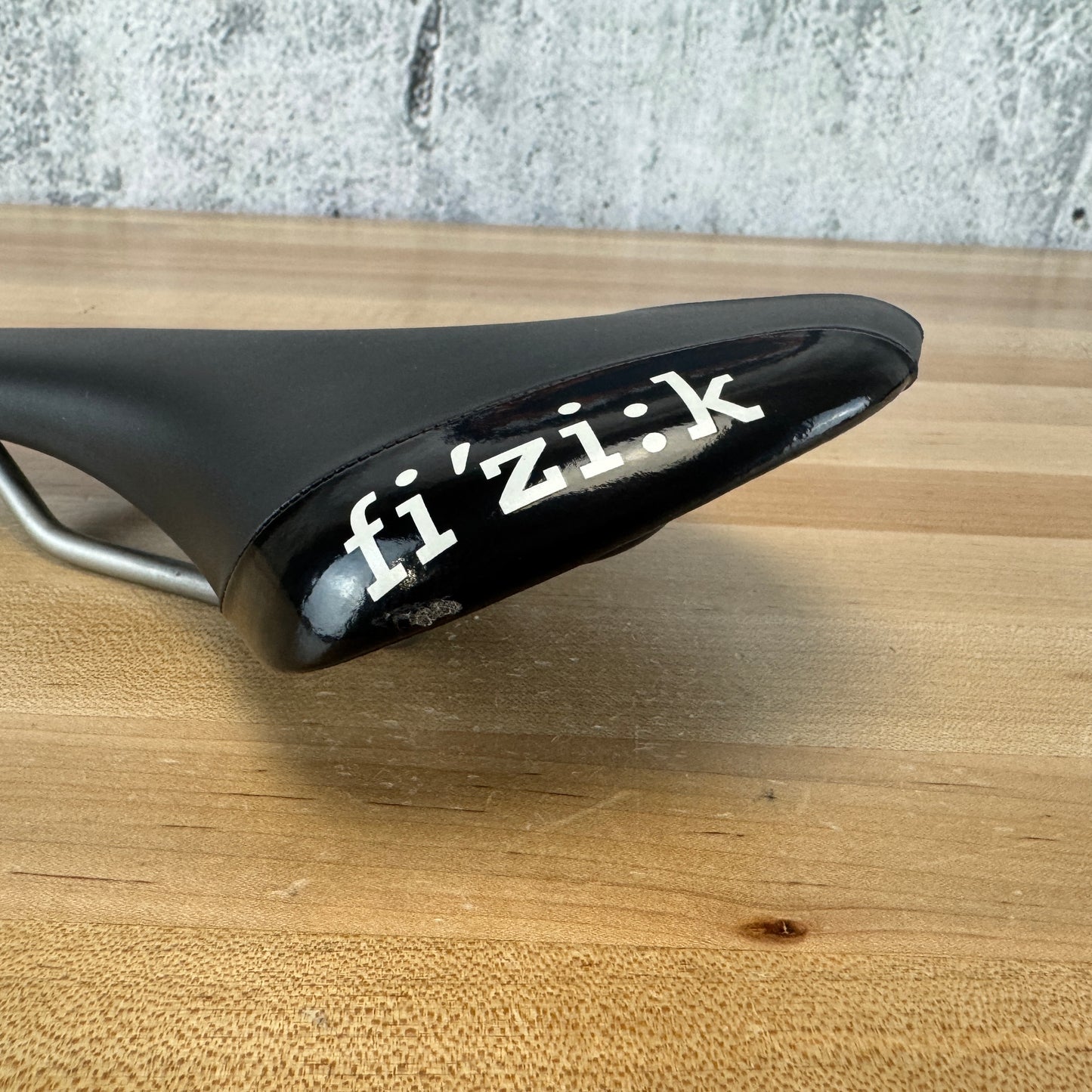 Fizik Antares 7x7mm Alloy Rails 140mm Bike Saddle 212g