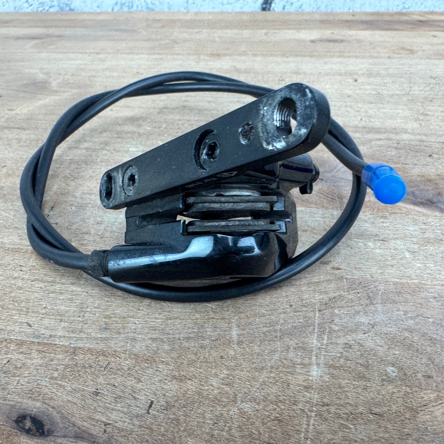 Shimano Dura Ace BR-R9170 Flat-Mount Hydraulic Disc Brake Calipers + Adapters
