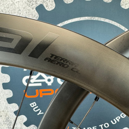 New Takeoff! Roval Terra Aero CL Carbon Tubeless Disc Wheelset 700c 1613g