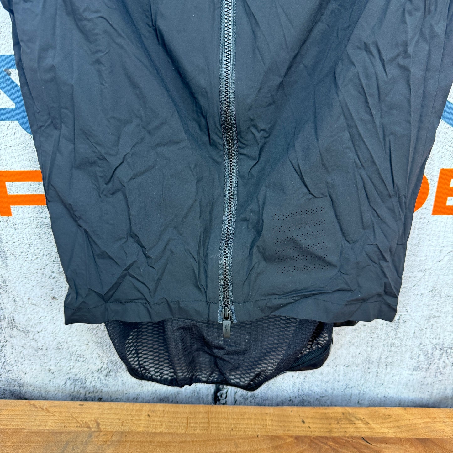 Light Use! Rapha Pro Team Lightweight Gilet Men's Small Black Cycling Vest