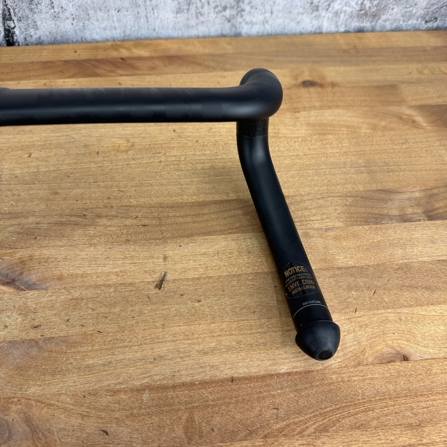 Low Mile! Enve SES AR In-Route Carbon 31.8mm 44/49cm Flared Handlebar 269g