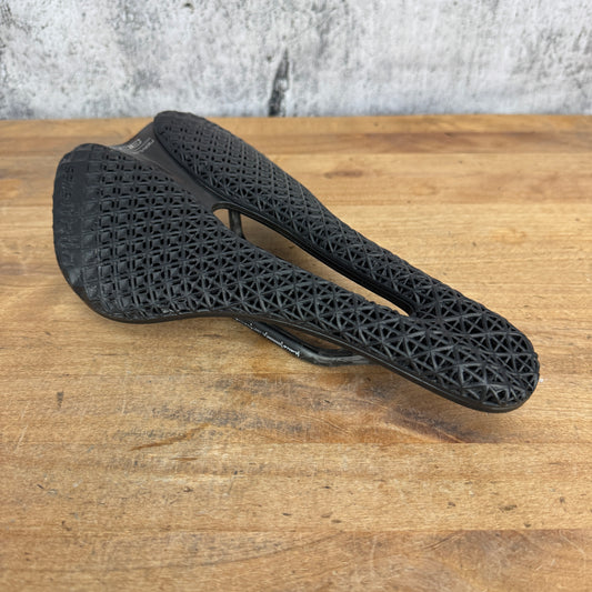 Low Mile! Selle Italia Novus Evo Boost 3D Carbonio 7x9mm Rails 145mm Saddle