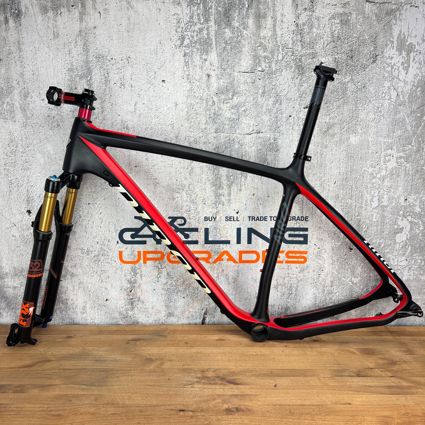 Ridden Once! 2018 Niner Air 9 RDO Non-Boost 29" Carbon HT Mountain Bike Frameset