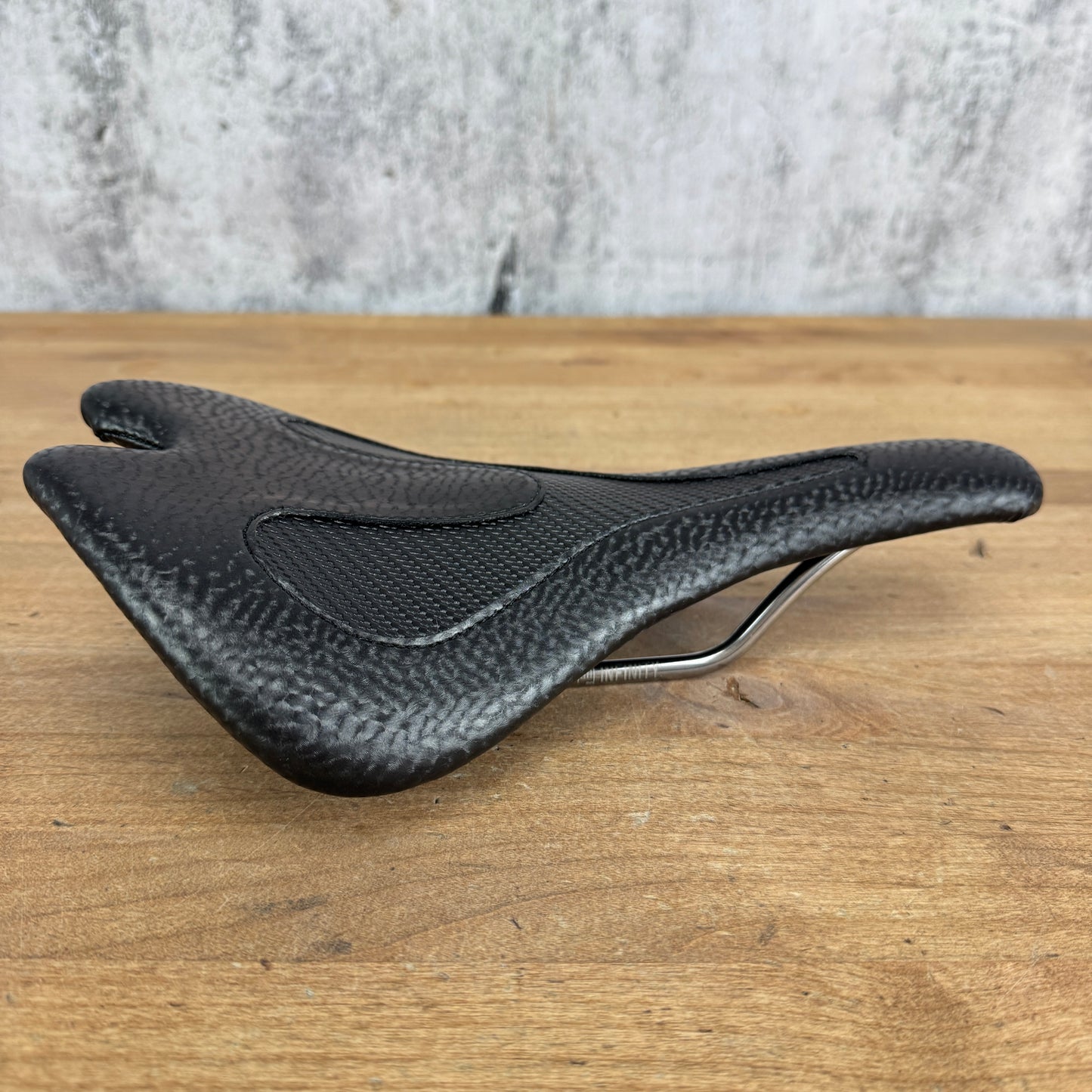 New! Infinity Adventure A1X Black Marine Vinyl 7x7mm Stainless Rails Bike Saddle