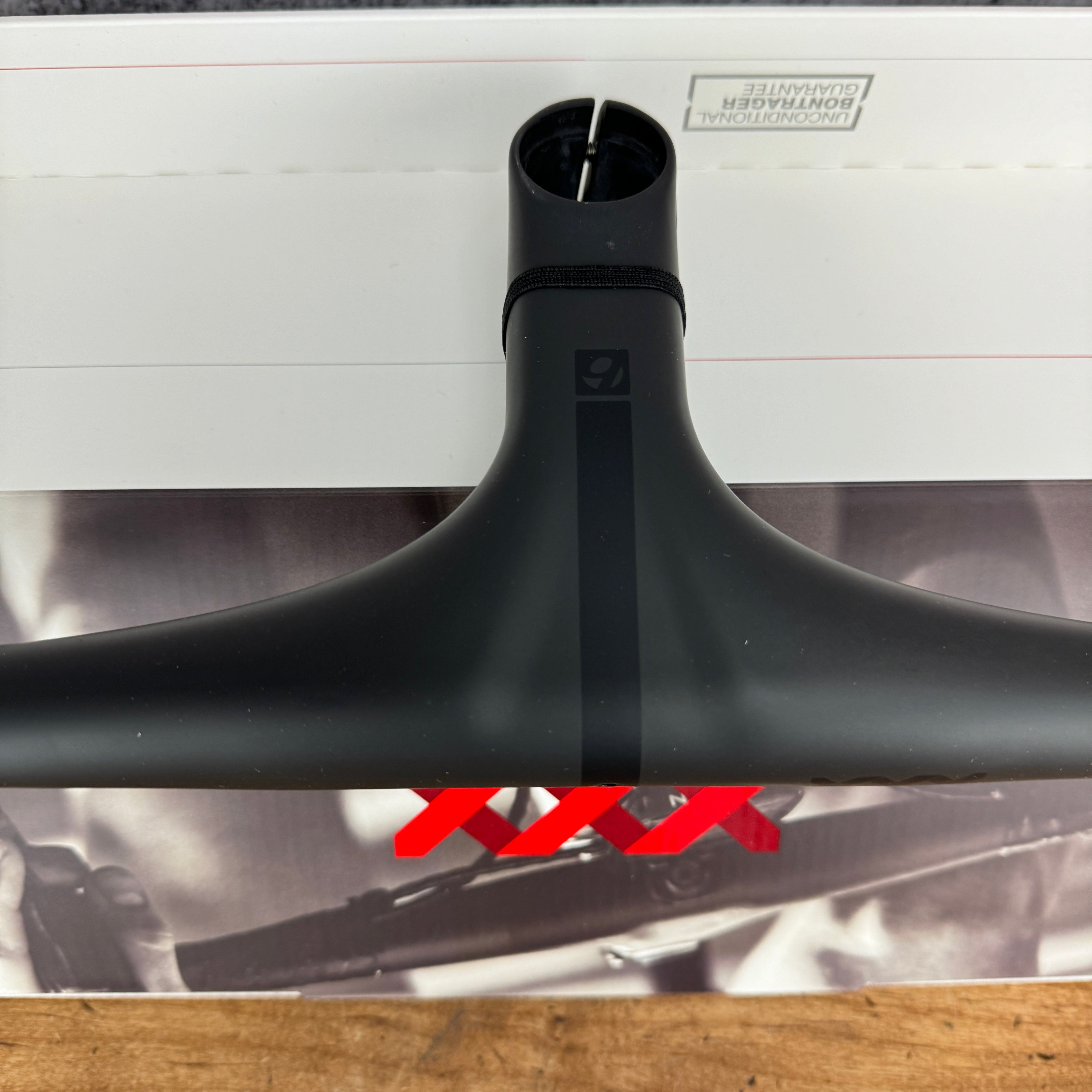New! Bontrager XXX VR-CF 44cm x 100mm Carbon Integrated
