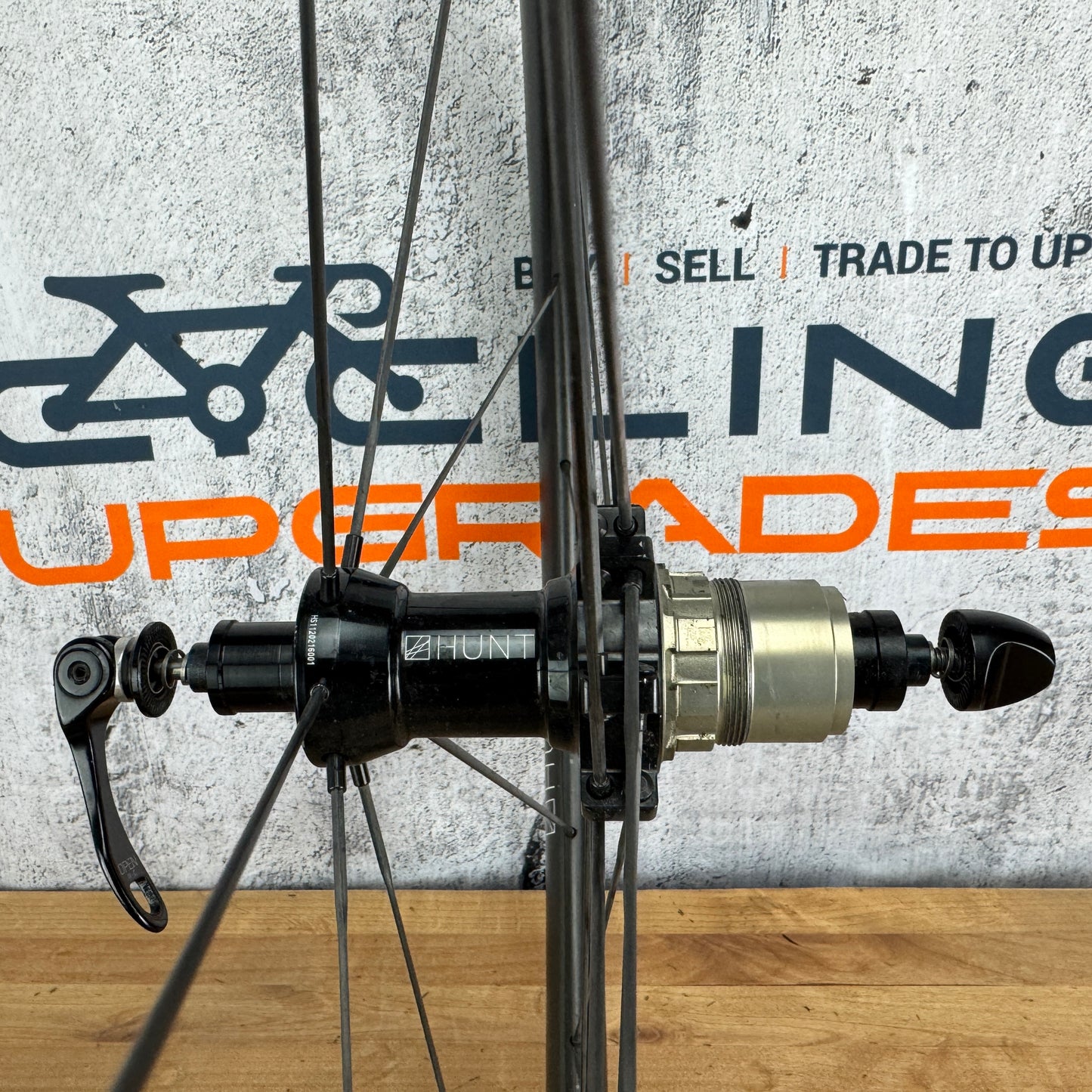 2023 Hunt 36 Carbon Tubeless Wheelset 700c Rim Brake UD Carbon Spokes 1317g