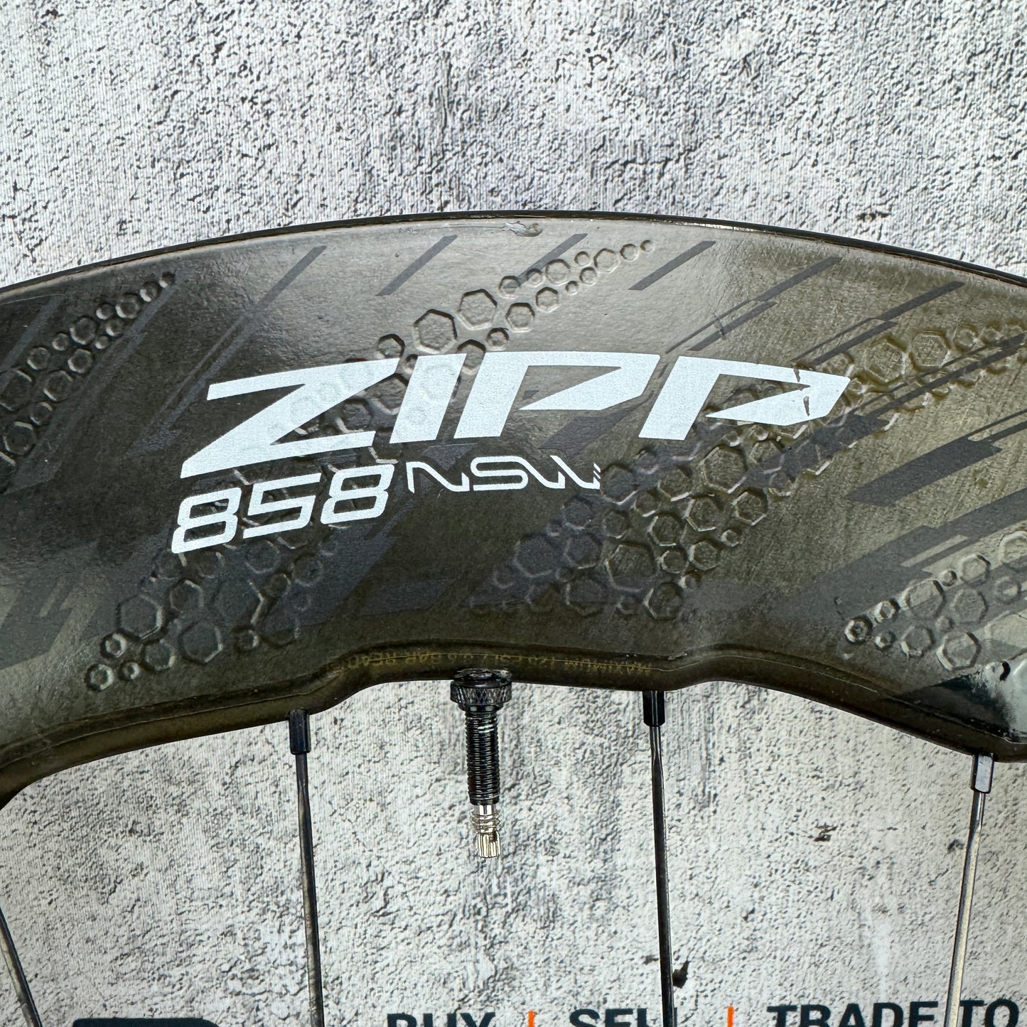 Zipp 858 NSW Carbon Tubeless Disc Brake TT/Tri Rear Wheel 700c 928g