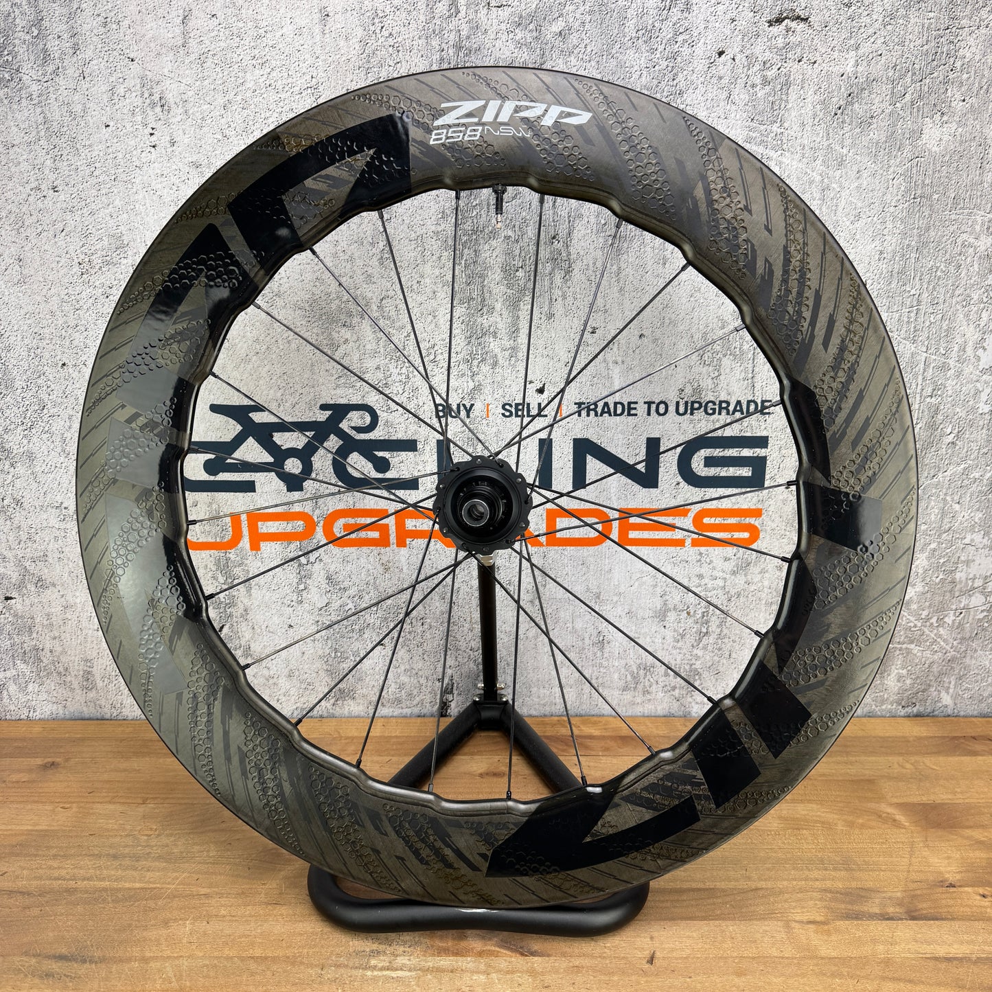 Zipp 858 NSW Carbon Tubeless Disc Brake TT/Tri Rear Wheel 700c 928g