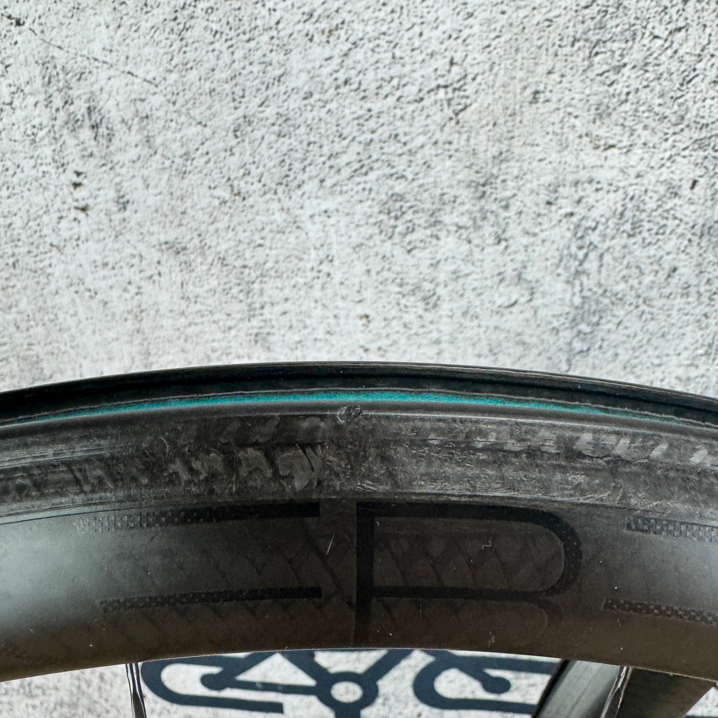 BikeBeat Überflieger Pro Carbon Clincher Wheelset 700c Rim Brake DT Swiss 240