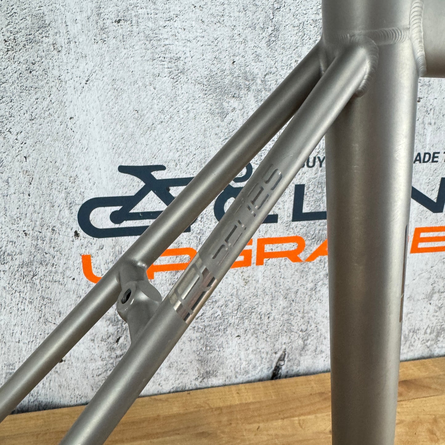 Low Mile! 2019 Mosaic RT-1 56cm Titanium Rim Brake Enve Carbon Fork Frameset