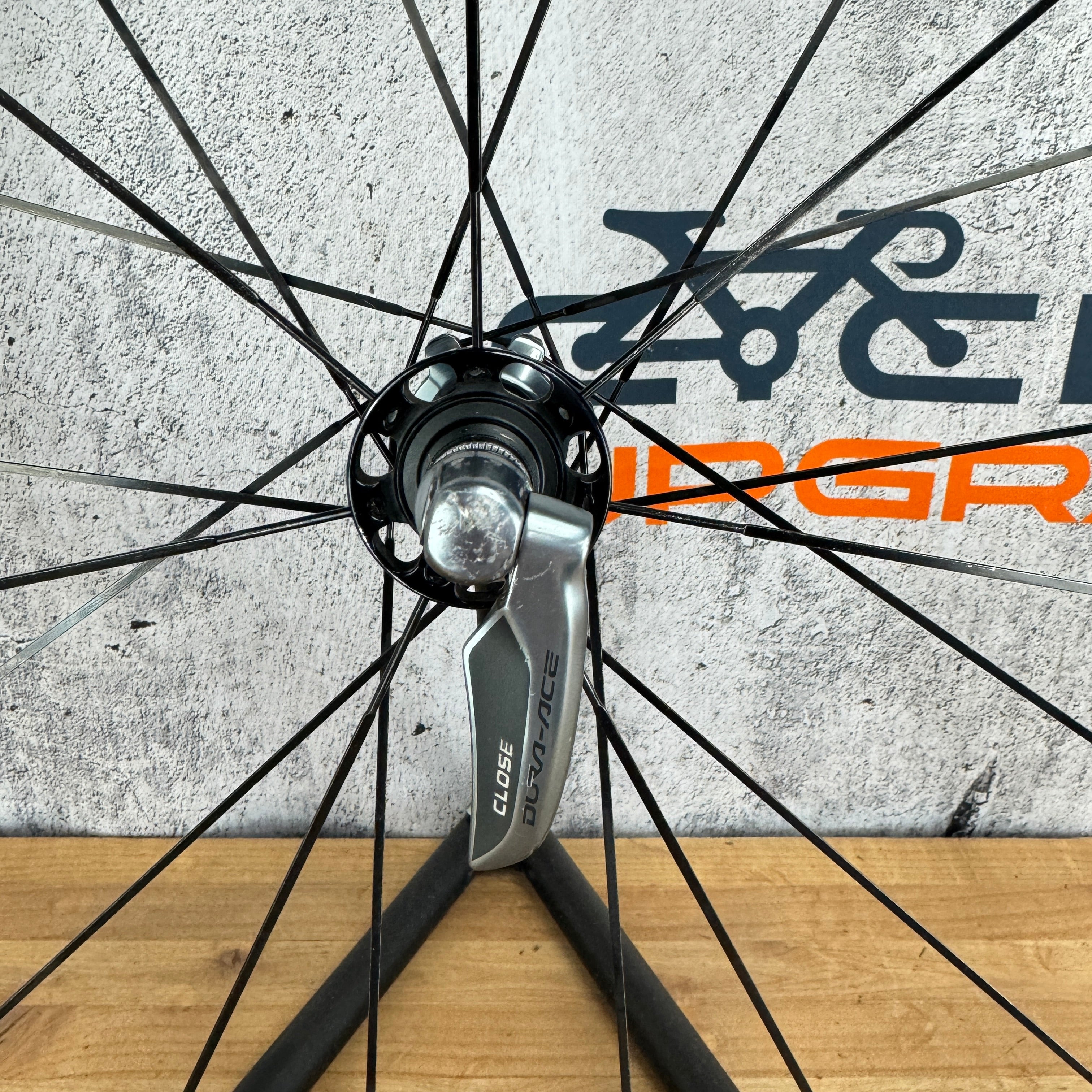 値下げ ! DURA-ACE Wh-r9100 c60 clincher Shimano Dura-Ace 9100 C60 Carbon Road Wheelset - Clincher