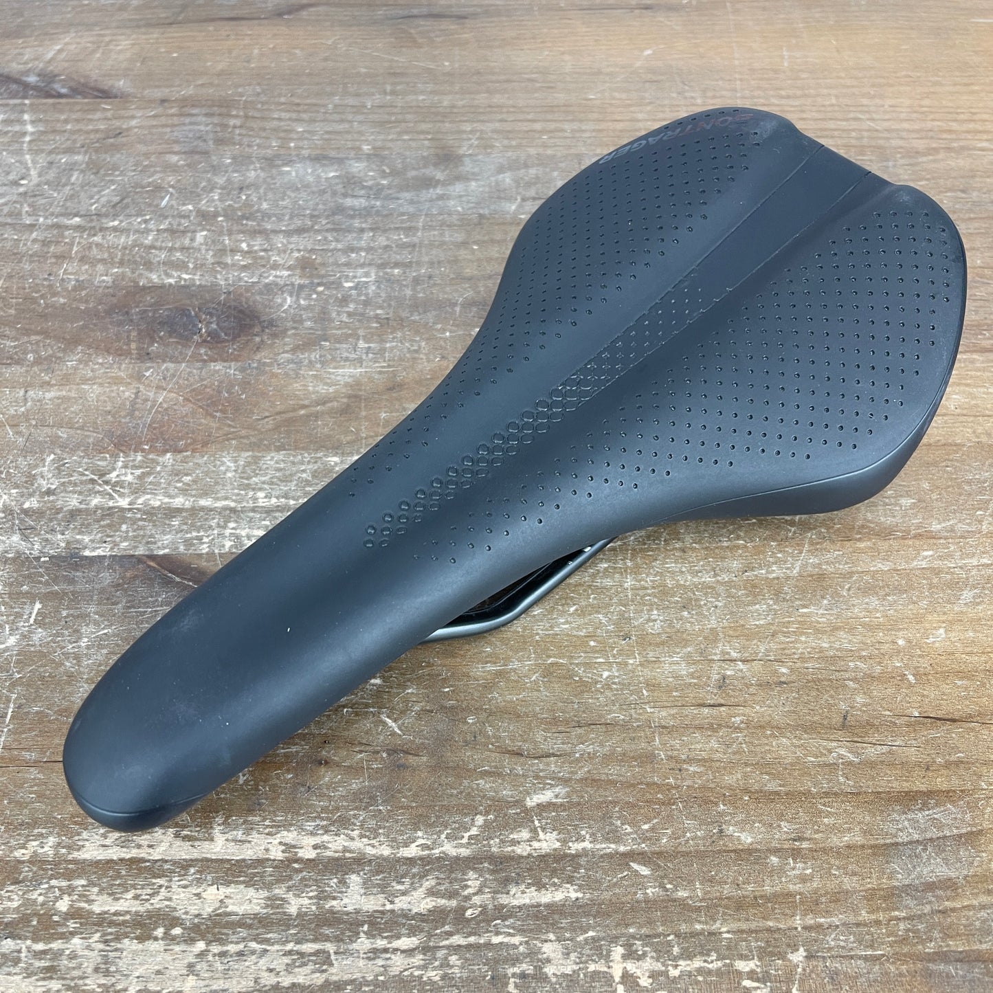 New Takeoff! Bontrager Arvada Elite Austenite 7x7mm Rails 138mm Saddle 237g